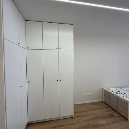 Univers Modern Apartment Tirana